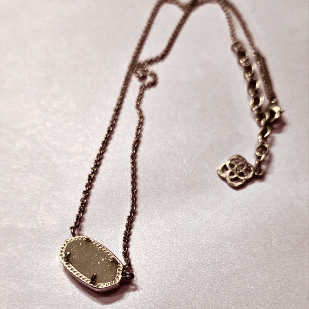 Kendra Scott Necklace